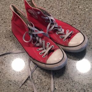 Red converse